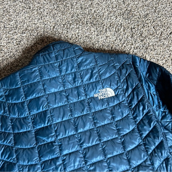 The North Face Jacket Men’s Small Blue Thermoball Eco Quilted Puffer Winter Coat - Picture 5 of 10
